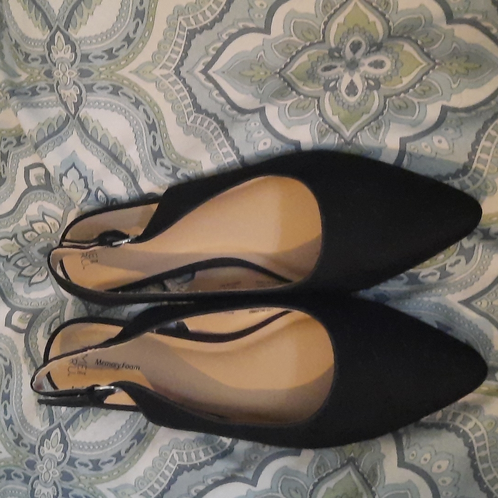Suede Pointed toe Flats Size 11 Womens